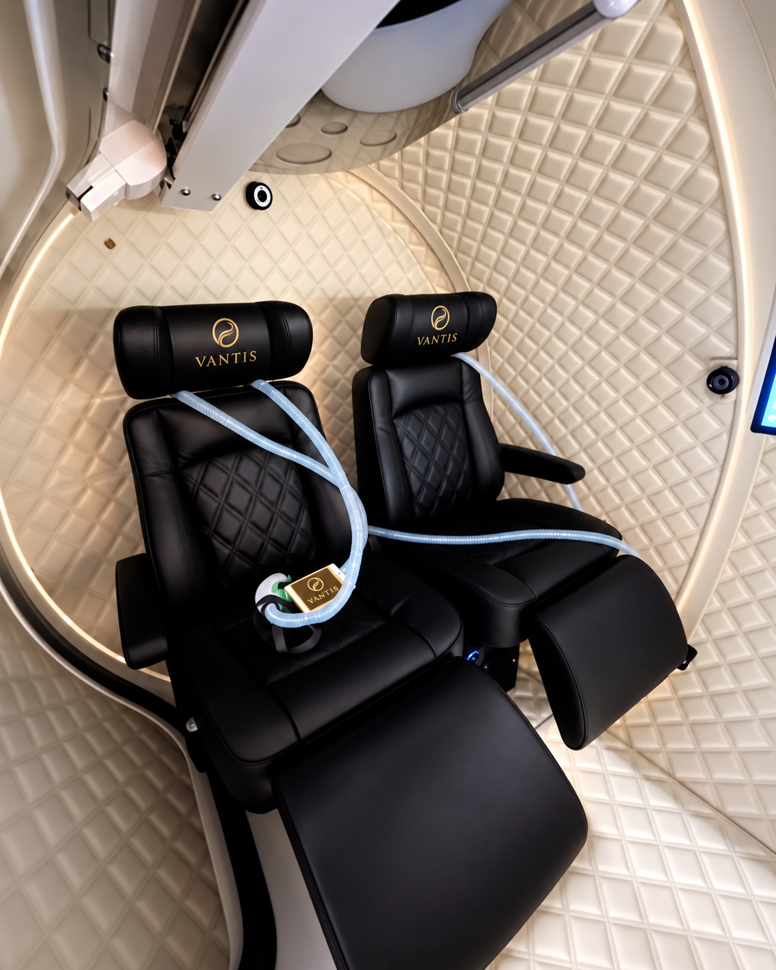 Twin reclining seats inside the Vantis Meridian 2 with BIBS breathing masks